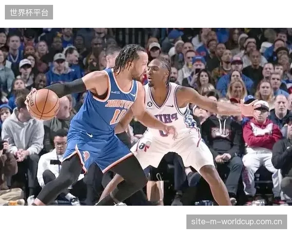 尼克斯的阵容深度优势明显，替补球员的稳定发挥是其赢球保障。